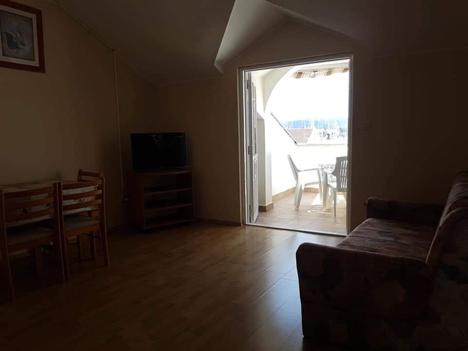 Villa Emilly Biograd Na Moru Setaliste Kneza Branimira 44 Zewnętrze zdjęcie